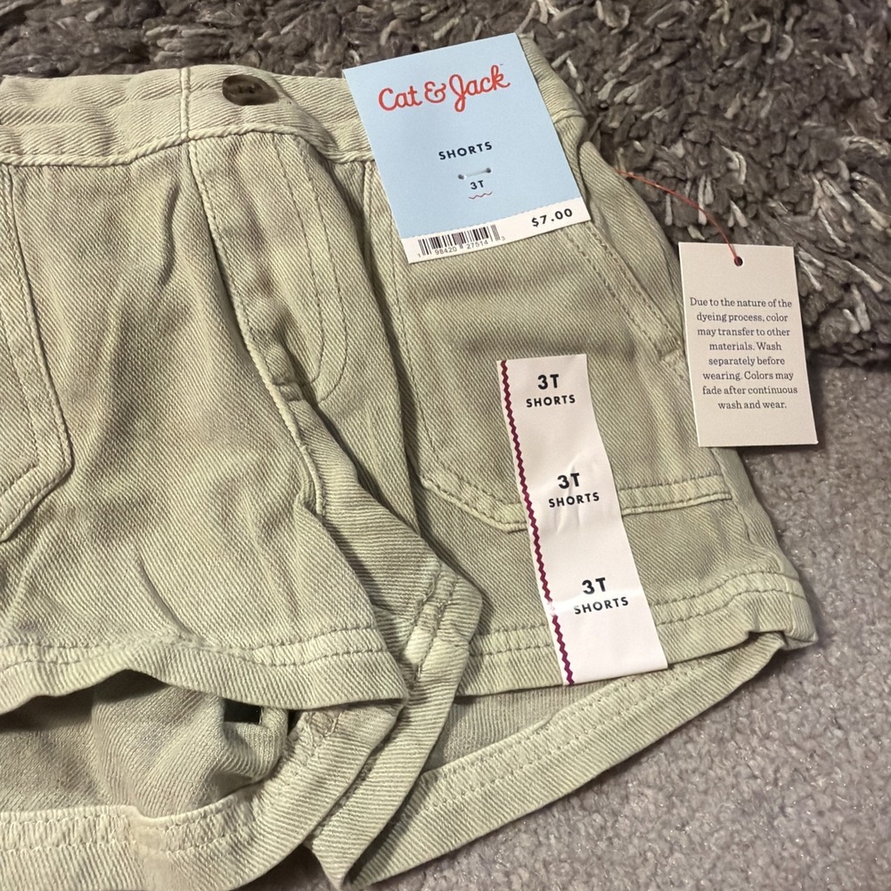 Cat & Jack Kids Size 4t NEW Shorts - Picture 2 of 3